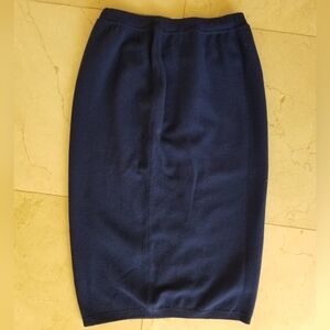 Vintage NWOT Benetton Pencil Skirt 100% Pure New Wool. Size 48 (14 US)